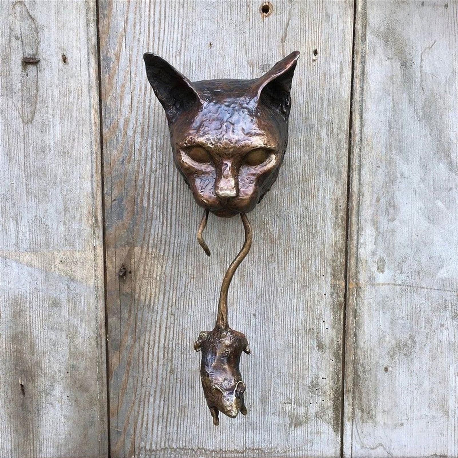 Cat and Mouse Wall Hangings Decor Cat Wall Mounted Sculpture Door Knocker Resin Statue Decoration for Home Door Outdoor Garden — image 3