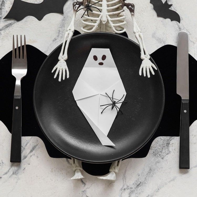 5-pieces 35*20cm Halloween bat-shaped mat - Felt Non-Slip Heat Resistant Table Mat for Party Dining and Gothic Home Deco — image 6