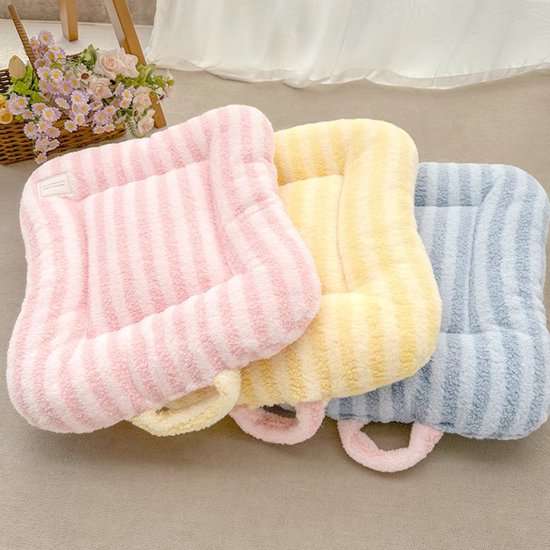 Cat Bed - Pet Mat - Soft and Warm Sleeping Mat for Cats and Small Pets, Comfortable and Cozy - Suitable for All Pets (Yellow,S:40 * 50cm) — image 3
