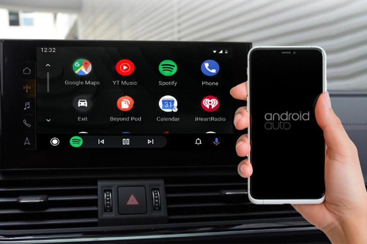 2 In-1 Wired To Wireless CarPlay Android Auto USB Car Dongle Connect Box — image 3
