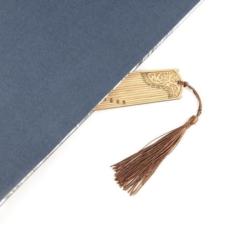 Chinese Style Bass Book Folder Book Clip Bamboo Bookmark Guitar Bookmark Lable - Pipa - Chrysanthemum — image 5