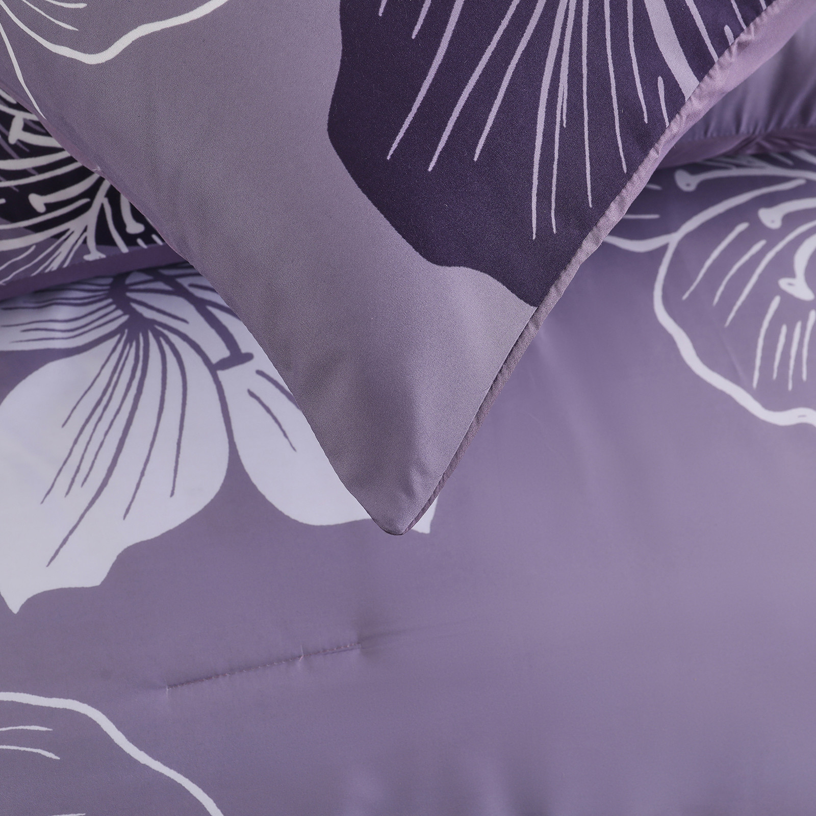 King Comforter Set, Dark Purple Floral 3-Piece Bedding, Soft Microfiber for All Seasons โ image 6