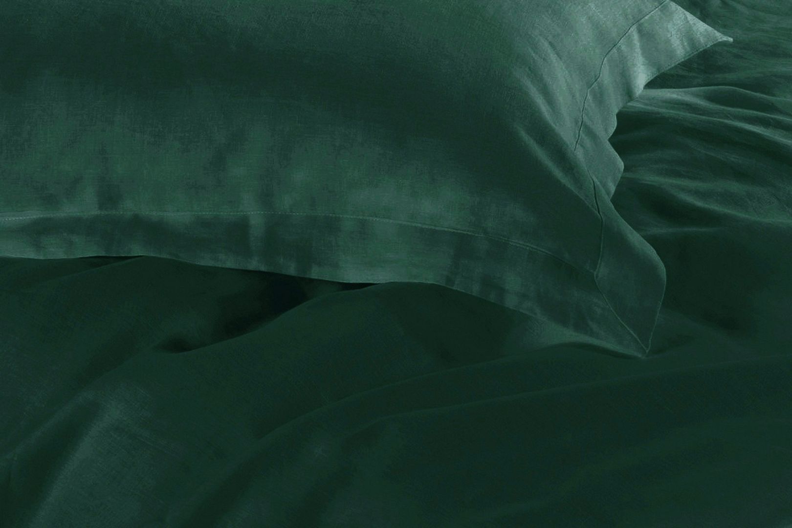 1000TC Tailored King Size Quilt/Duvet Cover Set - Dark Green โ image 3