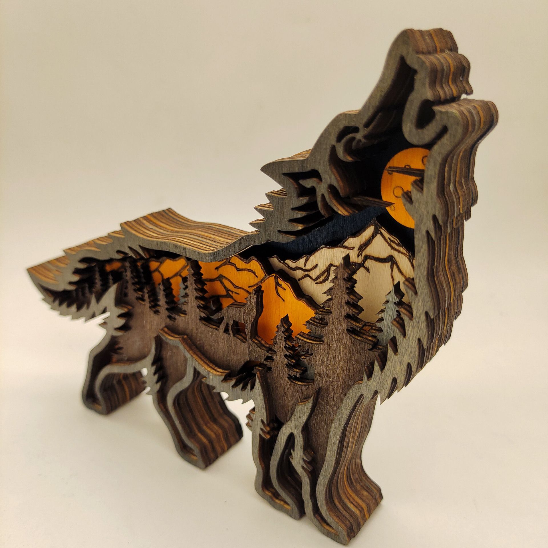 Wooden Wolf Decor with Light, Forest Animals Table Decor, Rustic Decor Wall Decorations for Bedroom Living Room Table Decorative — image 4