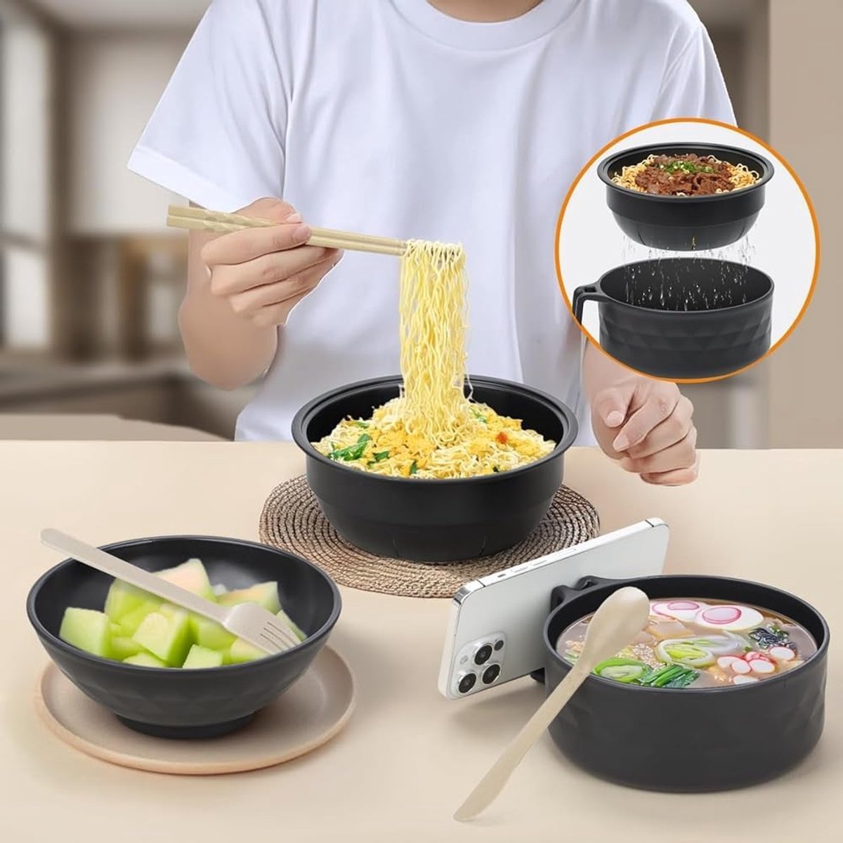 Microwave noodle bowl - 6-in-1 ramen cooker with lid, strainer, chopsticks - 33oz instant noodle soup bowl with handle and phone holder — image 4