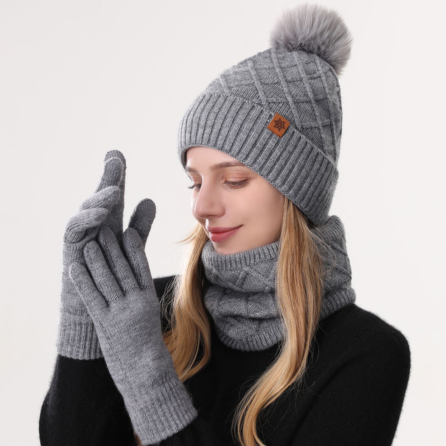 Women Gray Argyle 3-Piece Set-Hat Scarf and Gloves