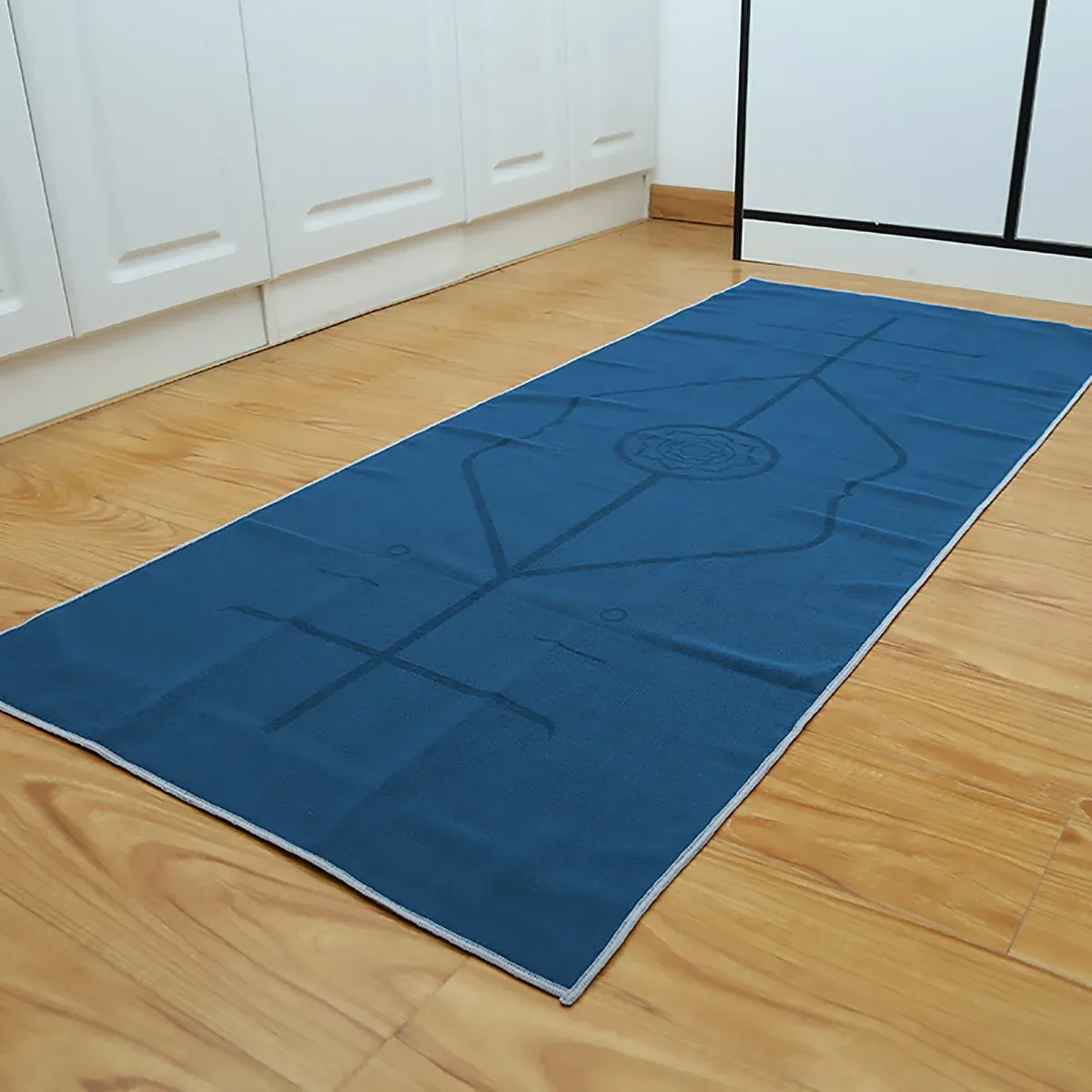 Portable Yoga Blanket with Body Position Line Non Slip Soft for Home Gym Studio - Blue — image 5