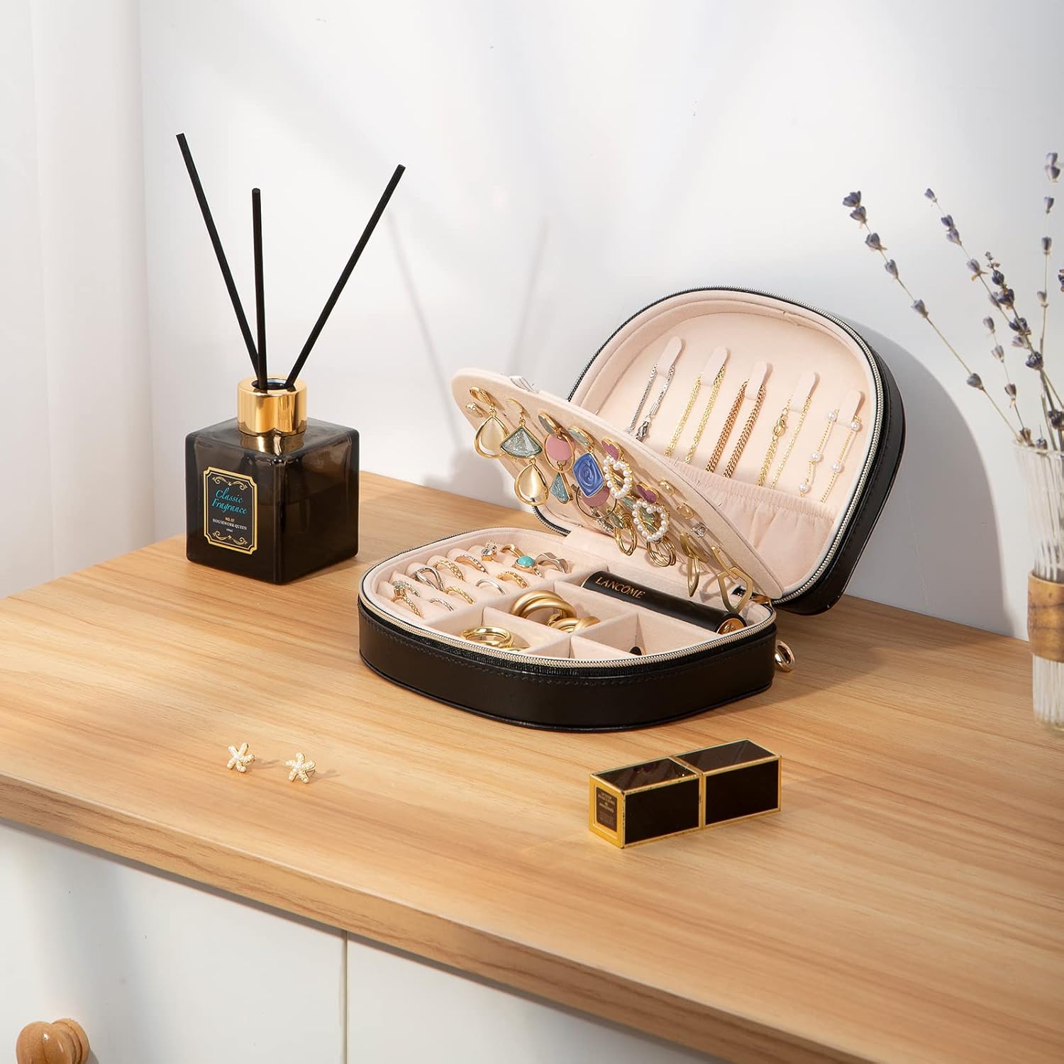 Travel Size Jewelry Box, Small Portable Seashell-shaped Jewelry Case, 2 Layer Mini Jewelry Organizer in PU Leather, Earring Necklace Bracelet Ring Holder Box — image 2