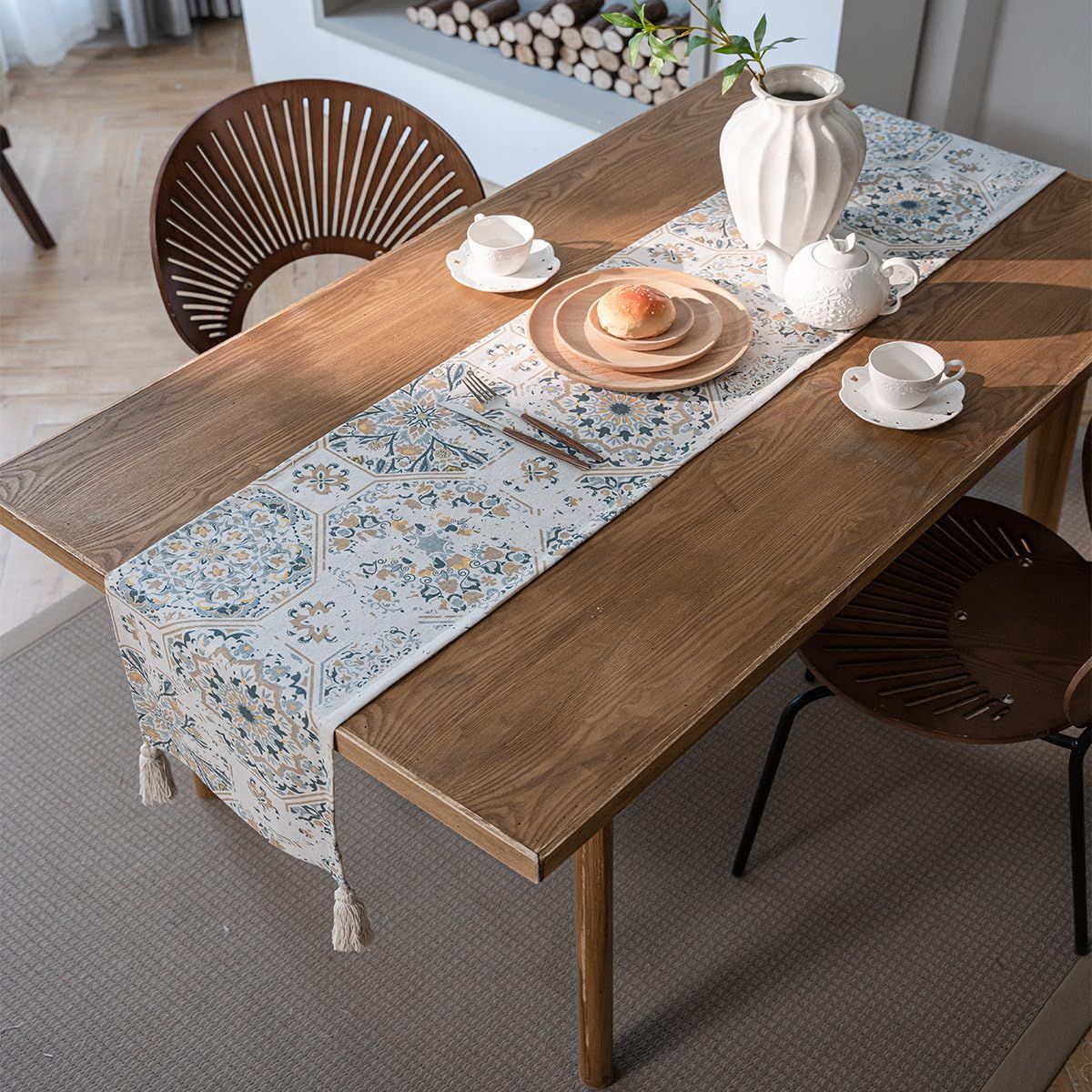 Vintage Tile Print Table Runner with Tassels Farmhouse Rustic Table Runner for Kitchen Dining Party Home Decoration 33*160cm — image 4