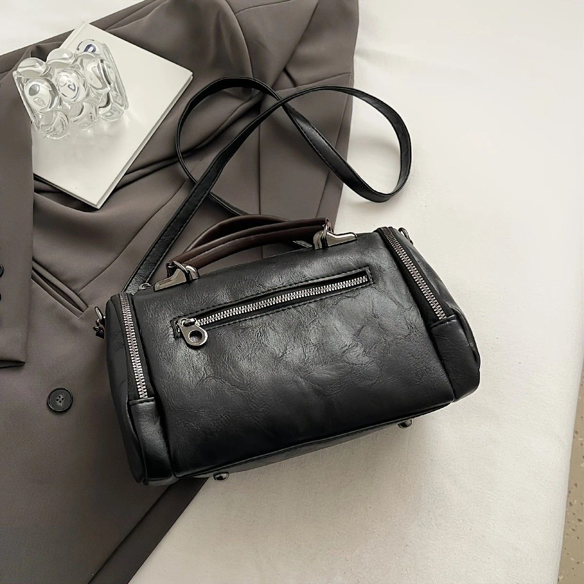 Vintage Tote Bag: Spacious multi-pocket design with tassel and metal accents, supports multiple carrying methods, combining practicality and style.black — image 4