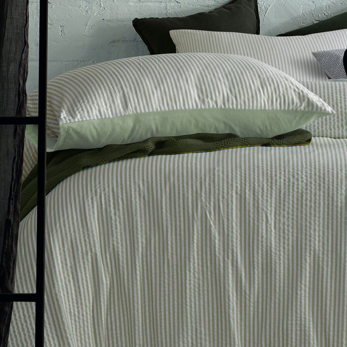 Accessorize Sanford Green Striped Pattern Quilt Cover Set King — image 3