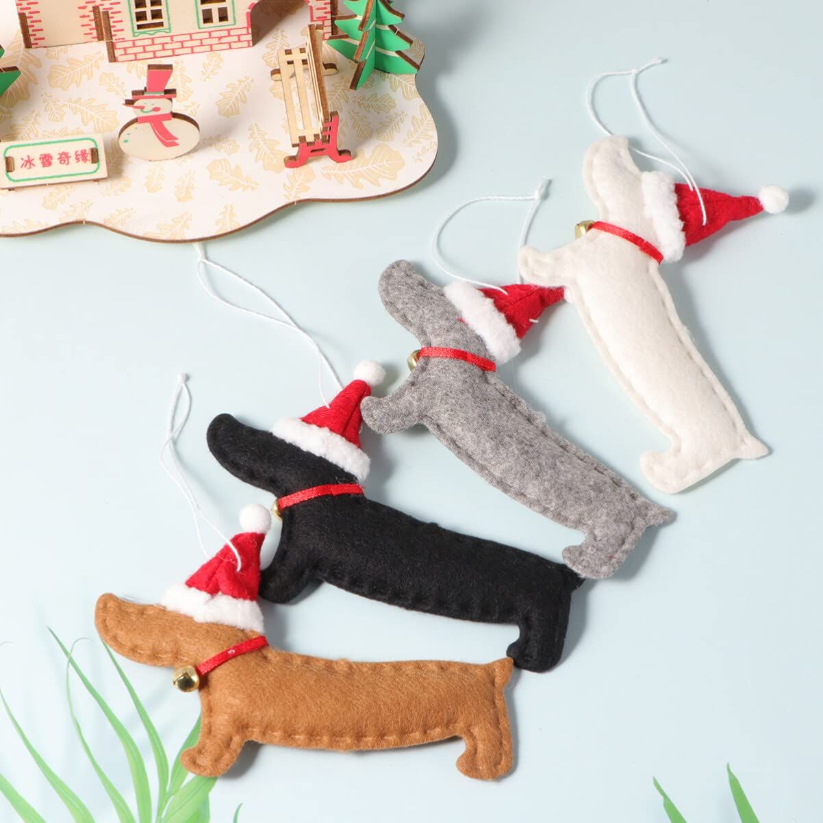 Christmas Tree Pendants, 4 Pcs Dachshund Dog Hanging Ornaments Felt Figurines Tree Decorations Plush Craft and Holiday Ornaments โ image 3