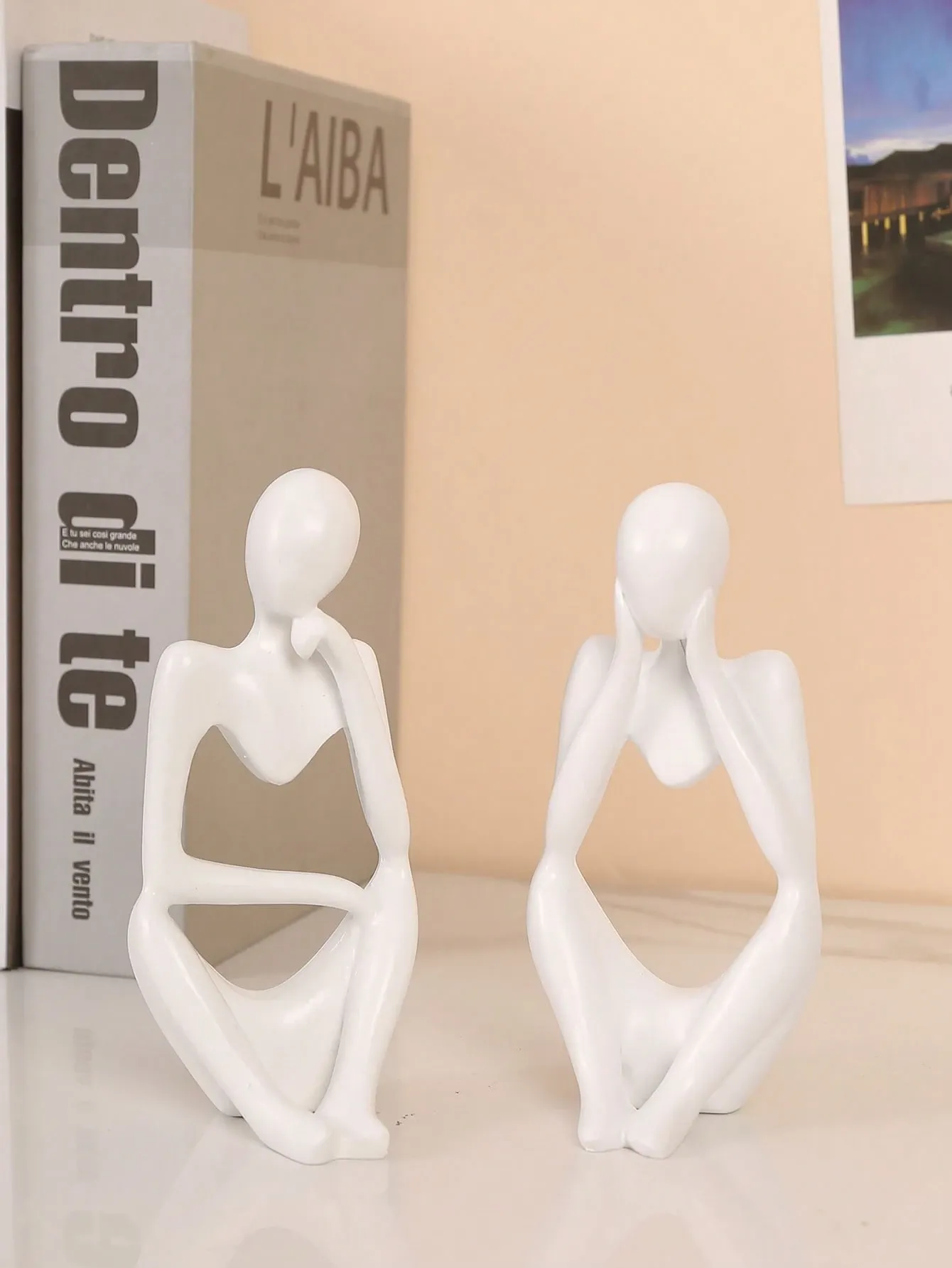 1pcs Thinking Pose Figurines Room Decor Bedroom Decor Gold Perfect Valentine's Day Gift — image 4