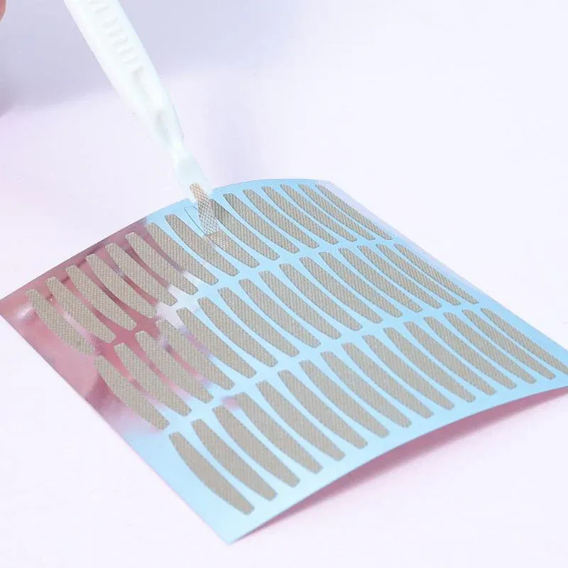 Eyelid Tape Stickers 120Pcs Natural Invisible- Adhesive Eye Lift Strips Tool - M-120PCS โ image 5