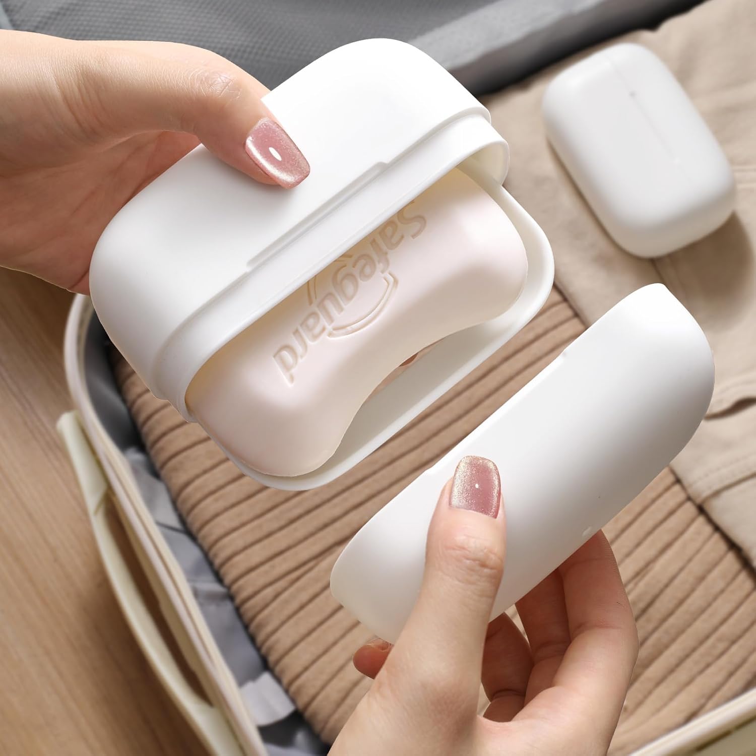 Leakproof Travel Soap Case, Compact Bar Soap Travel Case with Lid, Portable Soap Container Essentials with Drainage Layer for Traveling, Bathroom, Shower, Gym