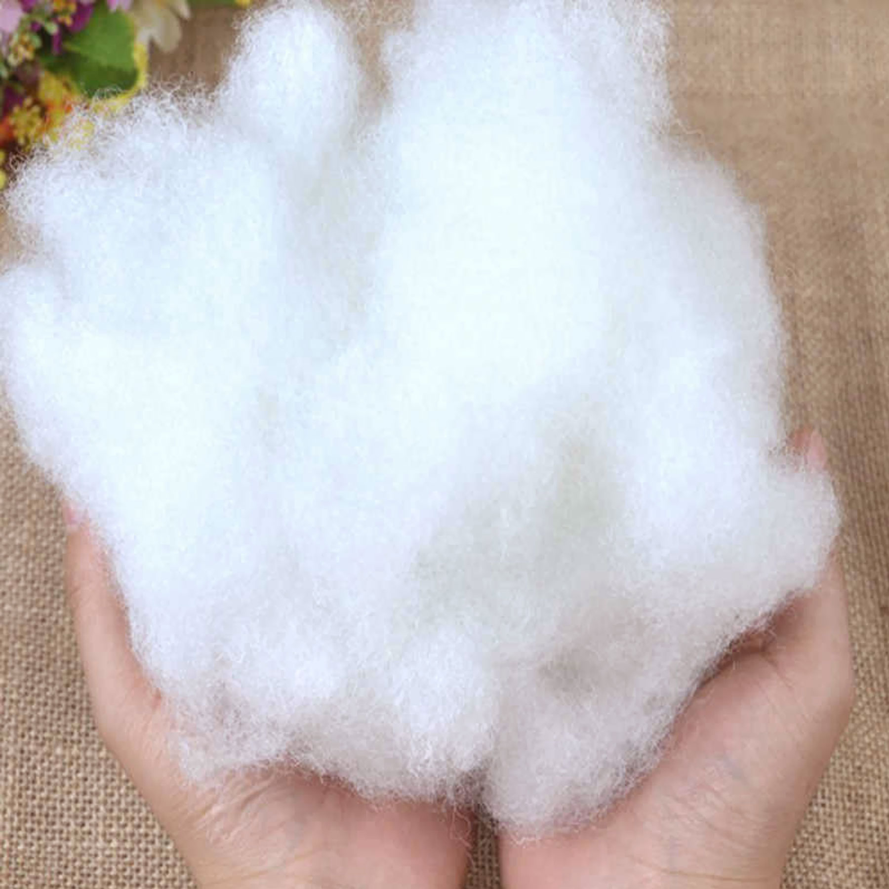 Soft Polyester Fiber Filling for Cushions, Pillows, Toys, and Crafts 1.8kg