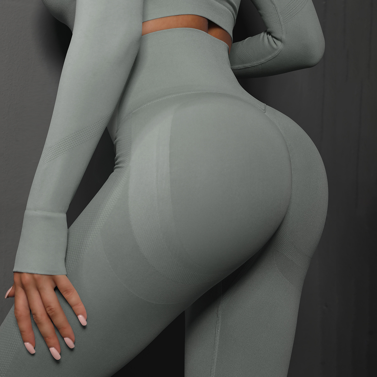 Size M Light Grey Seamless High-Waisted Yoga Pants for Women - Lift Workout Leggings for Running, Gym, and Fitness โ image 4