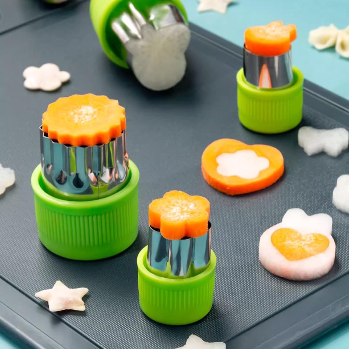 9-piece stamp set with fruit and vegetable cutter - Love heart, star, flower, and animal shapes - Creative mold - for baking, children's lunch, and decorating — image 2
