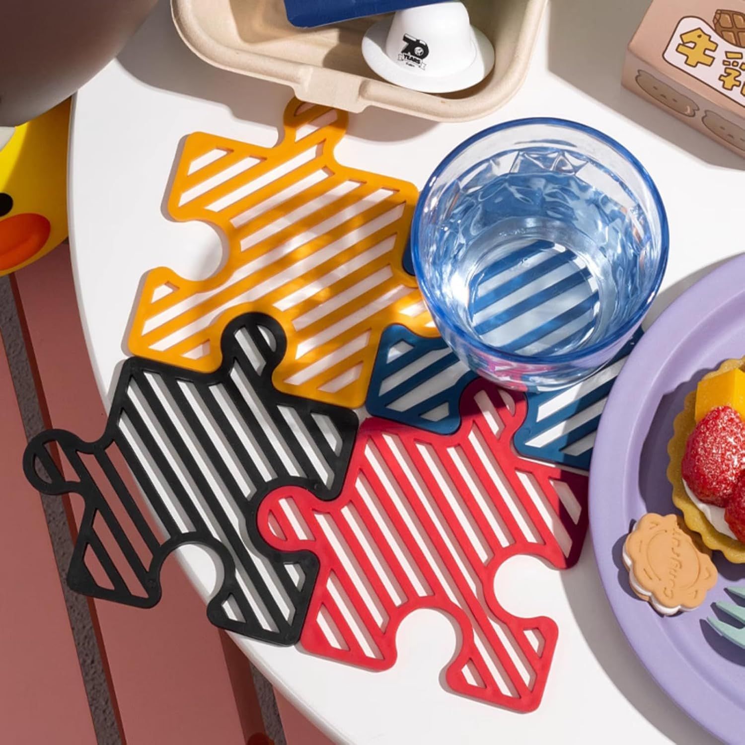 4 Pcs Creative Puzzle Shaped Heat Resistant Table Mat Set Insulated Coasters for Cups Bowls Pots Plates (Red Blue Orange Black,3.7x4.7 Inch) โ image 6