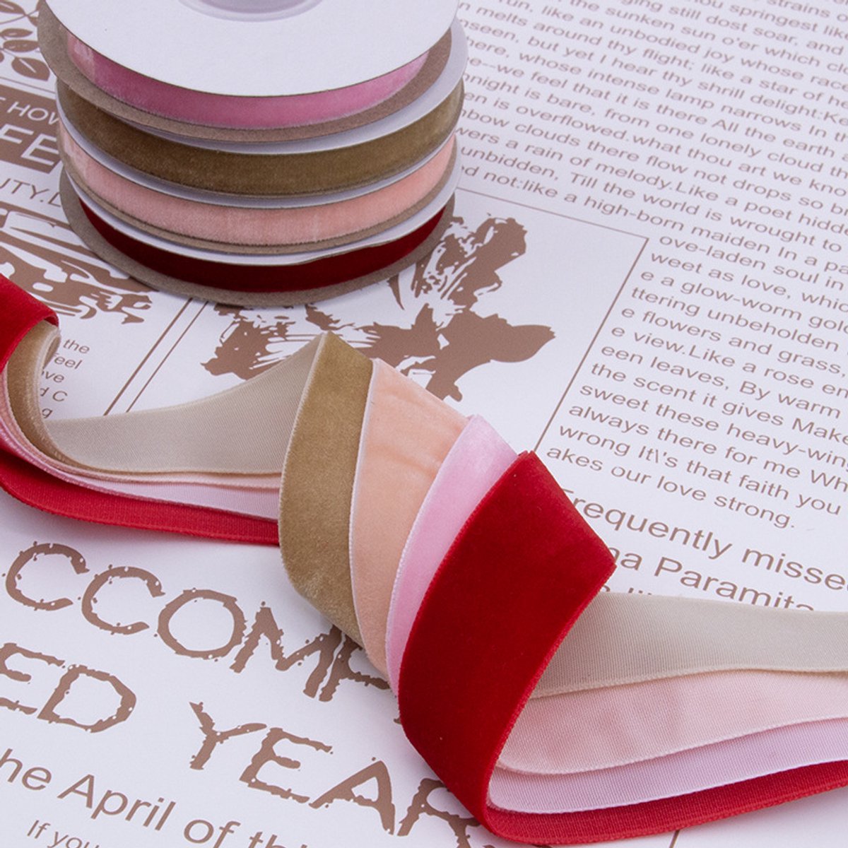 Red Velvet Ribbon – 2.5cm×22.5m, for gifts/Christmas decorations — image 3