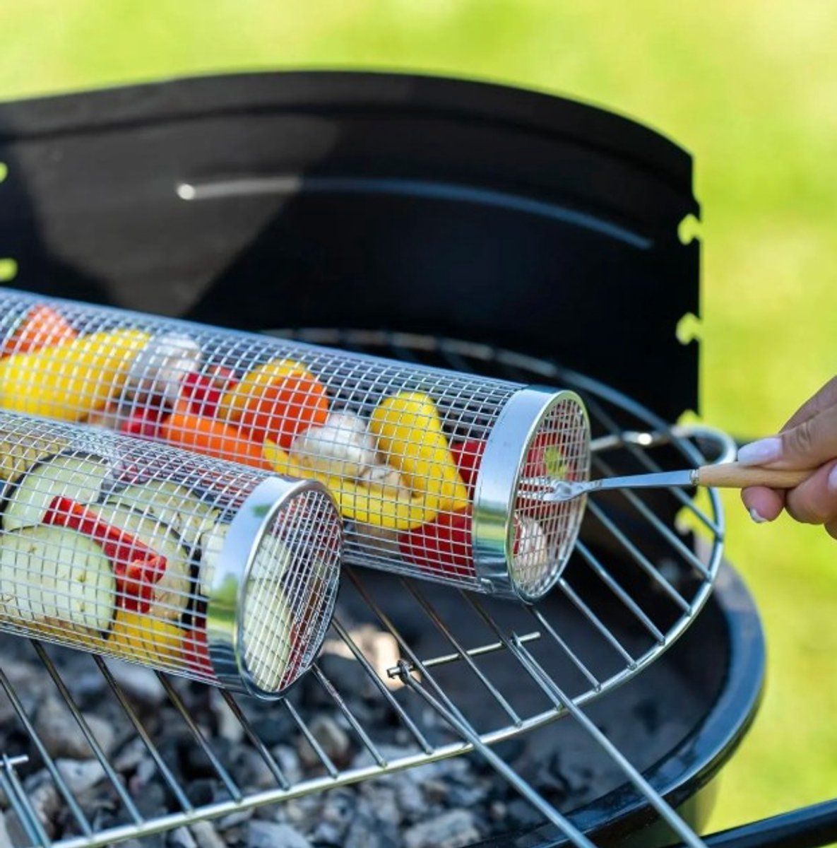 2 Pieces Stainless Steel 304 BBQ Grill Baskets, Cylindrical Mesh Barbecue Cages for Smokers, Kitchen and Outdoor Cooking — image 5