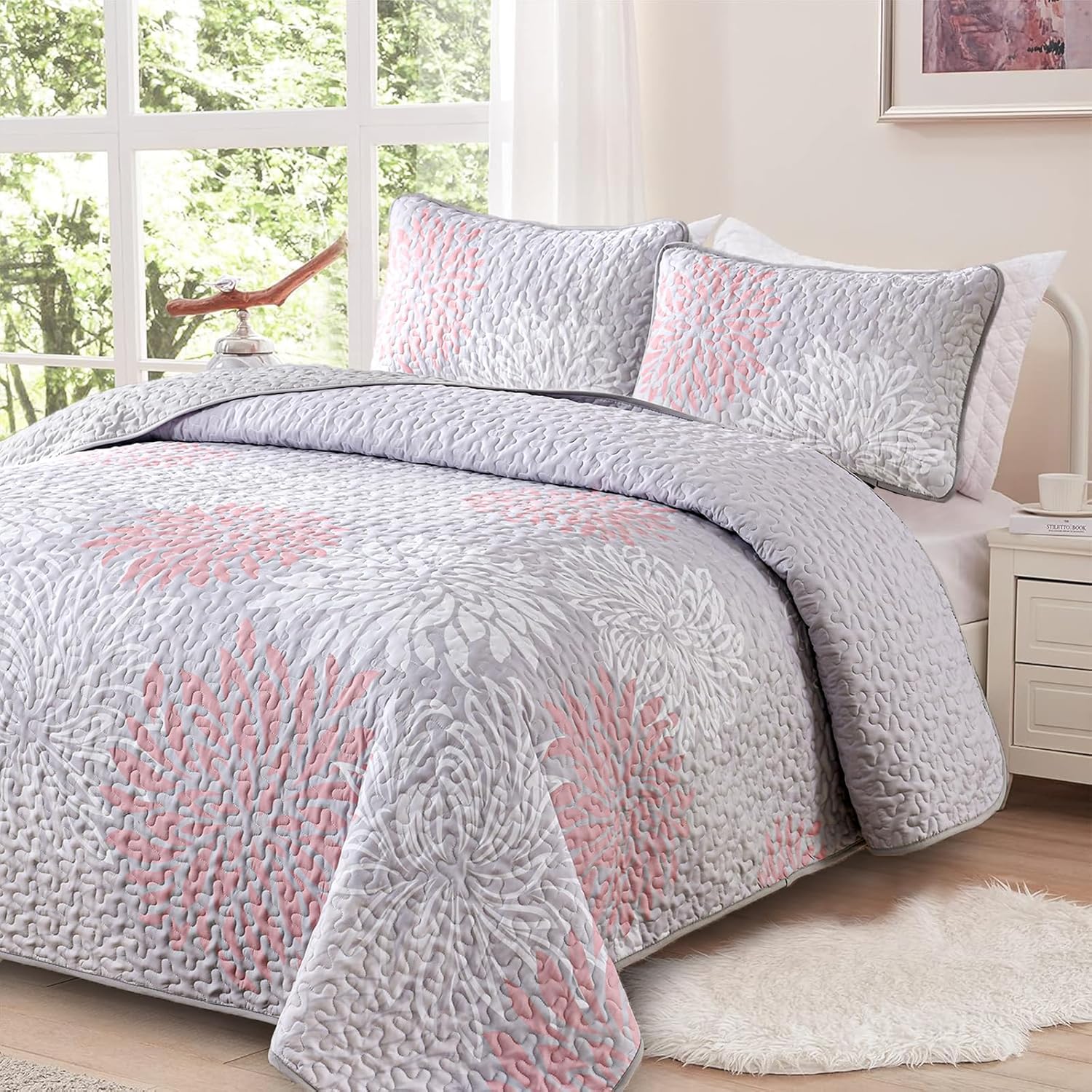 Mosaic Quilted coverlet and pillowcovers set: Unique Patchwork Design - Queen size โ image 2
