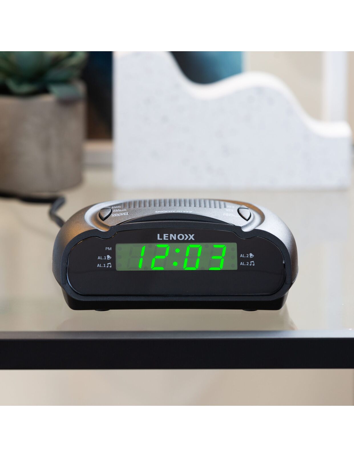 AM/FM Alarm Clock & Radio w/ Green LED Time Numbering — image 2