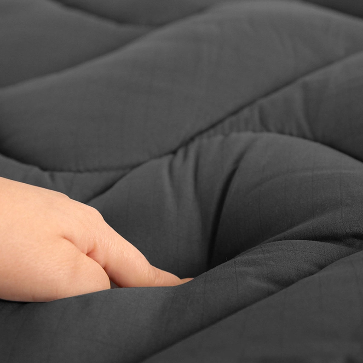 Ramesses 1000GSM Charcoal Mattress Topper King โ image 3