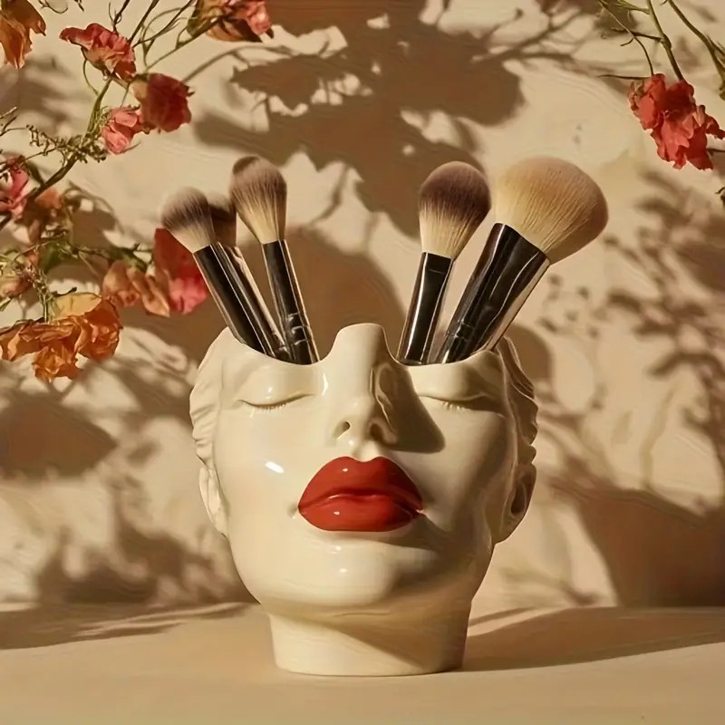 Gazing Muse — "Hands-on Beauty" Resin Brush Holder with Sculpted Bust Design.1 Piece Elegant Resin Makeup Brush Holder with Red Lips Design - Lightweight — image 4