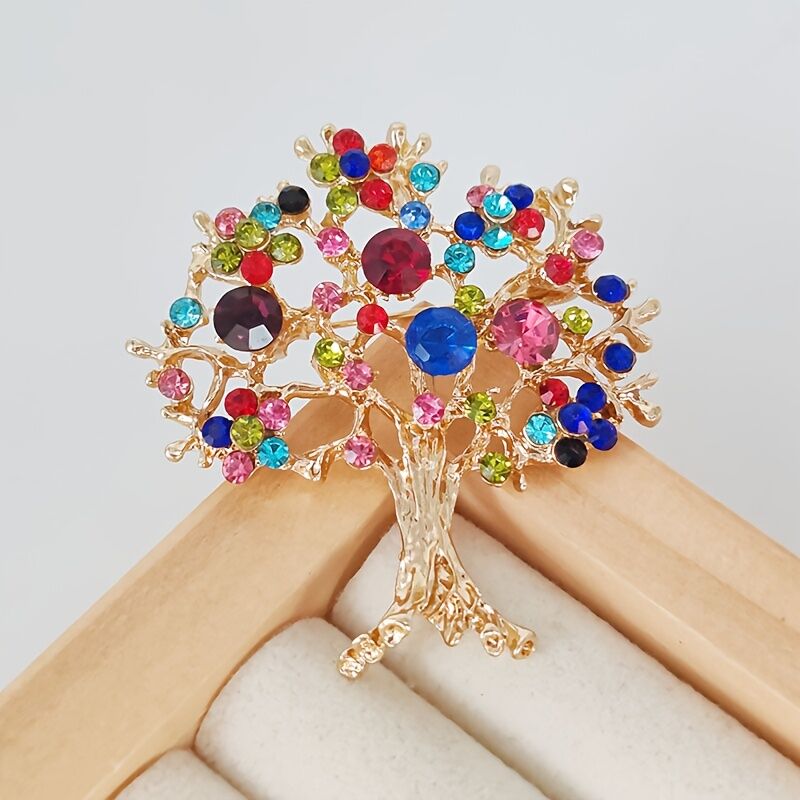 "Everlasting Growth" Tree Crystal Brooch: Carving Eternal Life with Sparkling Branches, Infusing Daily Wear with the Poetic Guarding Power of Nature — image 4
