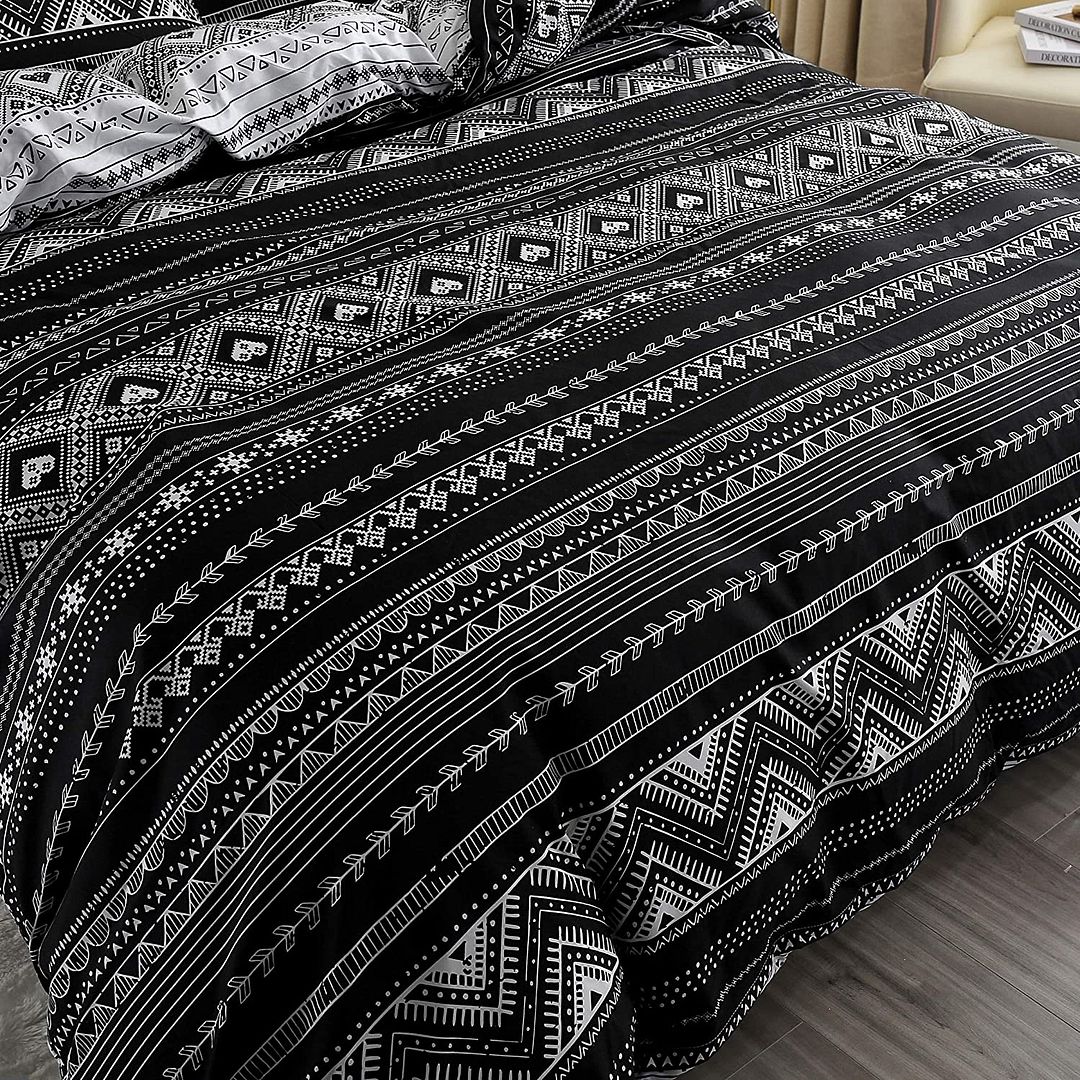 Hugo Reversible Super King Size Duvet Quilt Cover Set — image 4