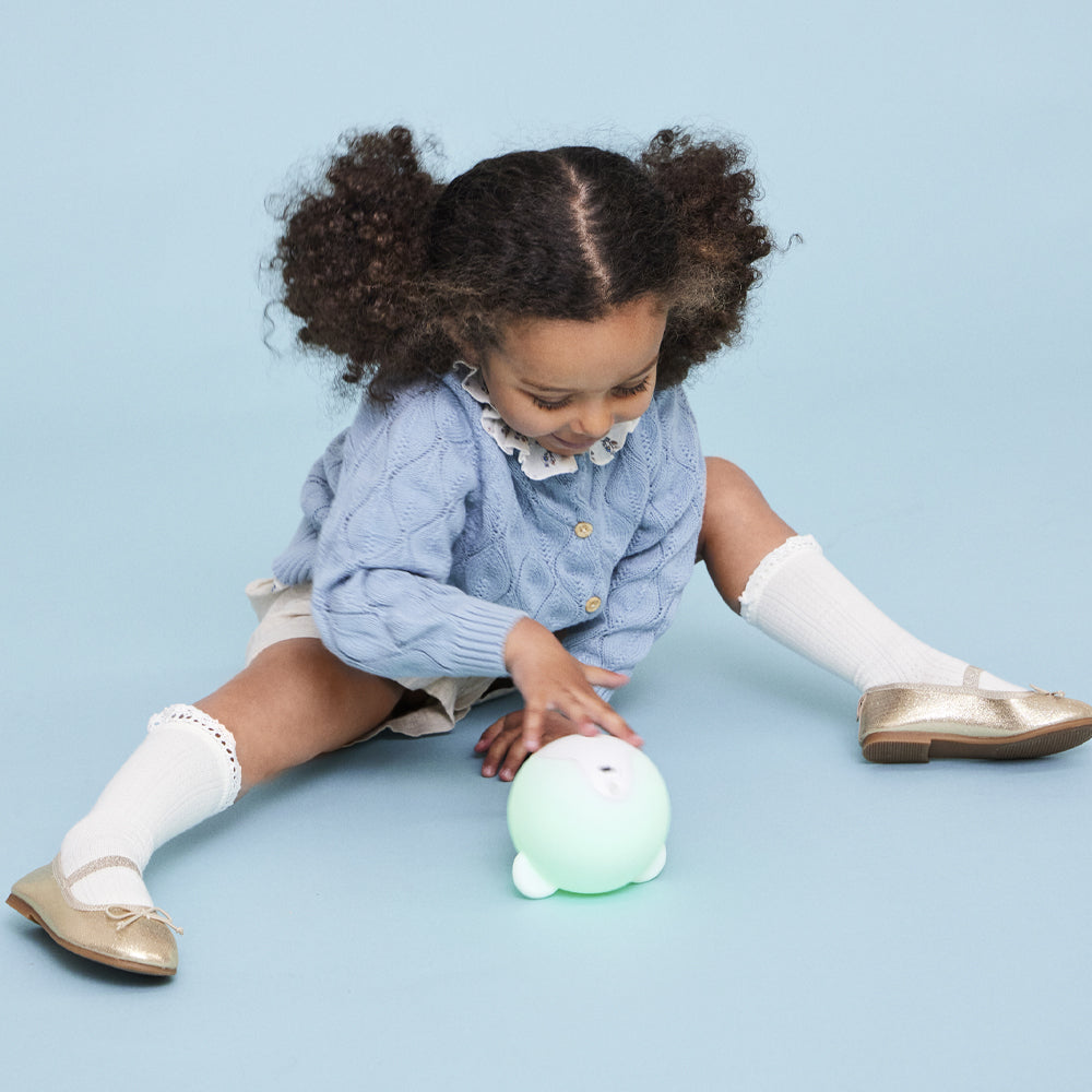 Kreafunk Kids Blob Lamp - White / Moon Grey โ image 2