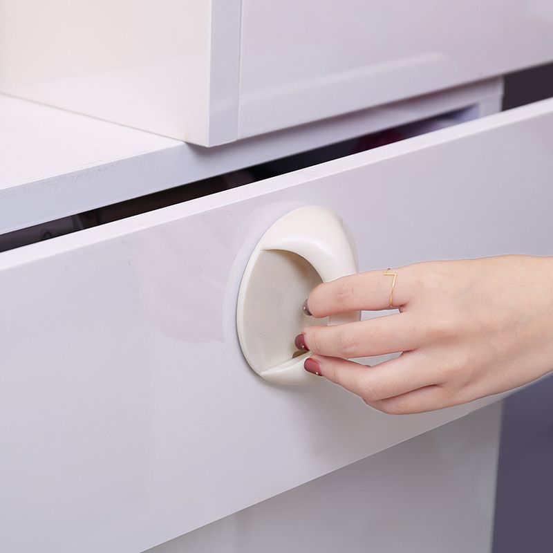 Round White Self-Stick Instant Cabinet Drawer Handle Helper Auxiliary Kitchen Cabinet Door Window Handle Sticker Convenient (2pcs) — image 4