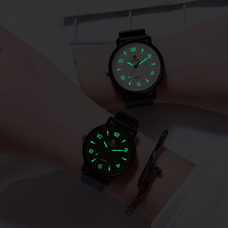 Di Jie Korean Style Quartz Watch 40mm Round Dial PVC large white triangle — image 4