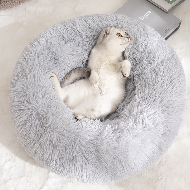 Calming Donut Pet Bed -Soft Faux Fur, Anti-Anxiety Fluffy Round Bed for Cats and Small Dogs (blue)40cm — image 5