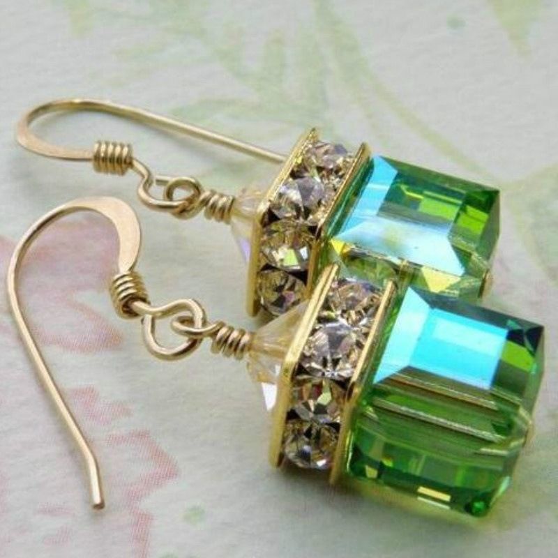 2pcs Jewel earrings made of green alloy and artificial gemstones, French thread pendant earrings, jewelry gift for mother — image 3