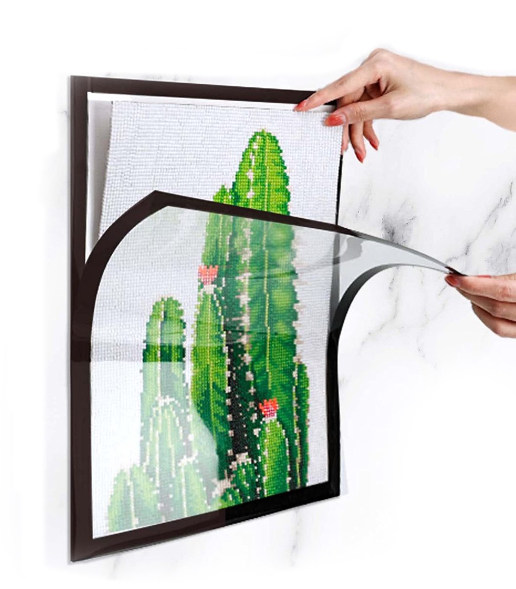 Magnetic frame for diamond painting 30x40 cm - Self-adhesive - 2 pieces