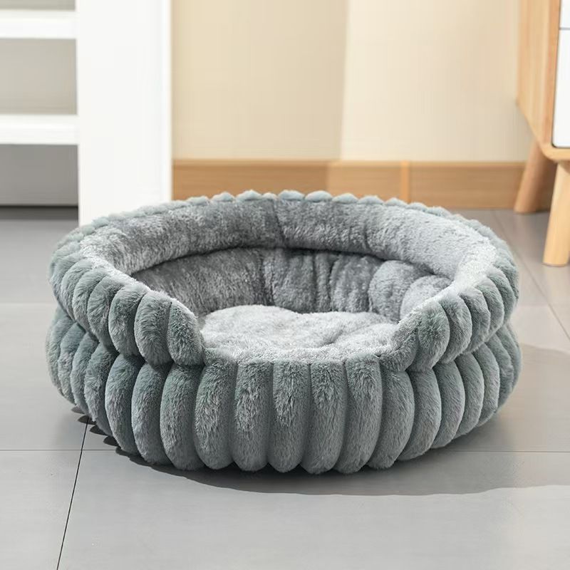 Grey Plush Cat Bed โ Soft, Cozy & Durable Cat Furniture
