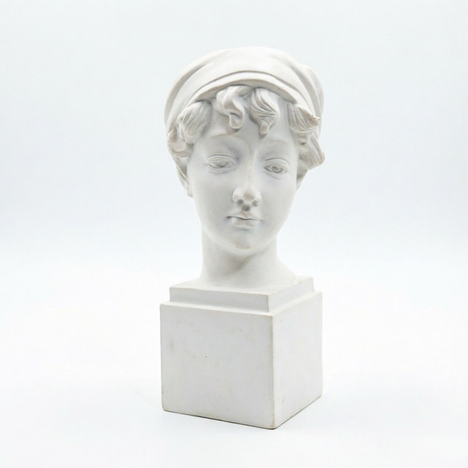 Elegant Girl with a Headscarf Resin Bust Sculpture Flower Vase - Classic European Style Figurine for Home Decor, Art Studio, or Office Desk - Perfect for