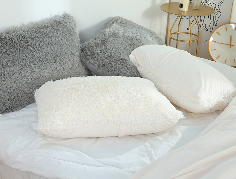 Black Faux Fur Pillowcase Set - Crystal Velvet Plush Throw Pillow Covers, Bedding Accent (50x70cm, Pair) โ image 6
