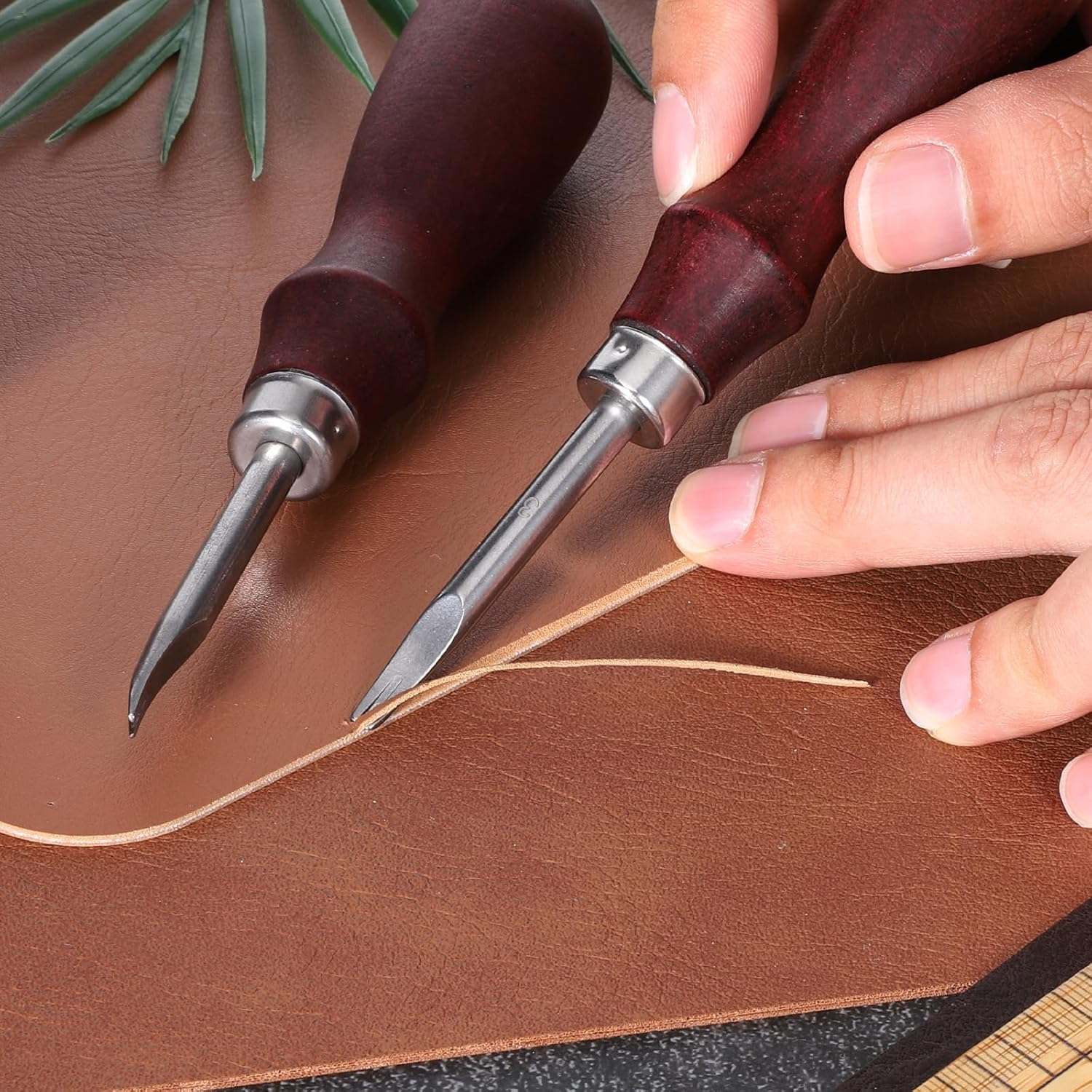 Leather Edge Skiving Beveler, 2 Pcs Leather Working Tools Burnishing Tool Edge Cutting Trimmer Tool for DIY Leathercraft Working 2 Sizes (1.0 mm, 1.5 mm) (3# + โ image 5