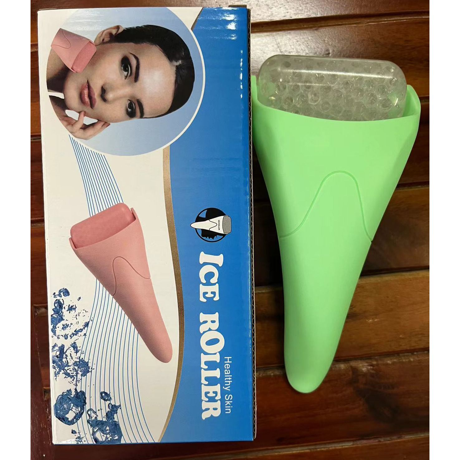 Green Face Ice Roller with Gel Cooling Head- Reusable PP and Gel Cold Massage Tool for De-Puffing, Soothing, and Refreshing Skin, Easy to Freeze, Comfortable