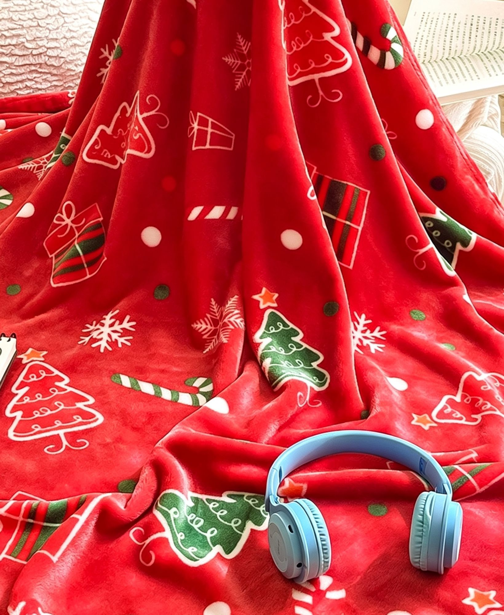 Holiday‑styled Flannel Throw Blanket For Christmas & Halloween, Lucky Dog Print, Cosy Sofa Bedroom Decor, Wonderful Holiday Present, 100x150cm S Size — image 2