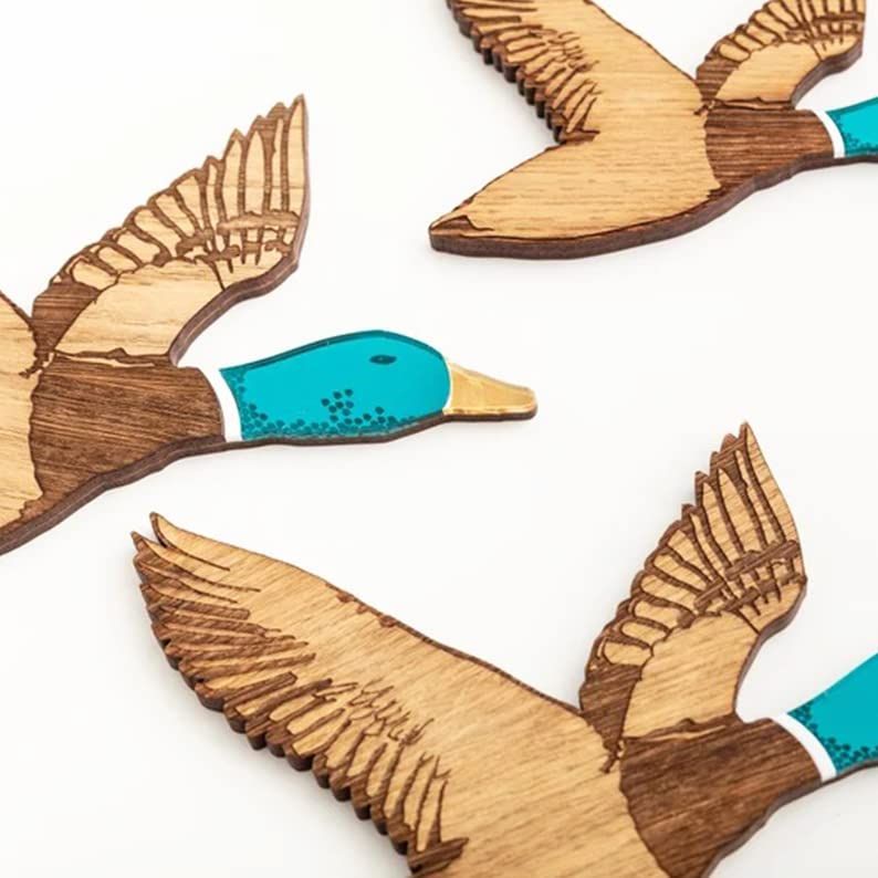 3Pcs Wooden Wall Art Rustic Flying Birds Wall Decor Carved Wood Wall Art For Home Living Room Unique Wood Ducks Wall Decor — image 2