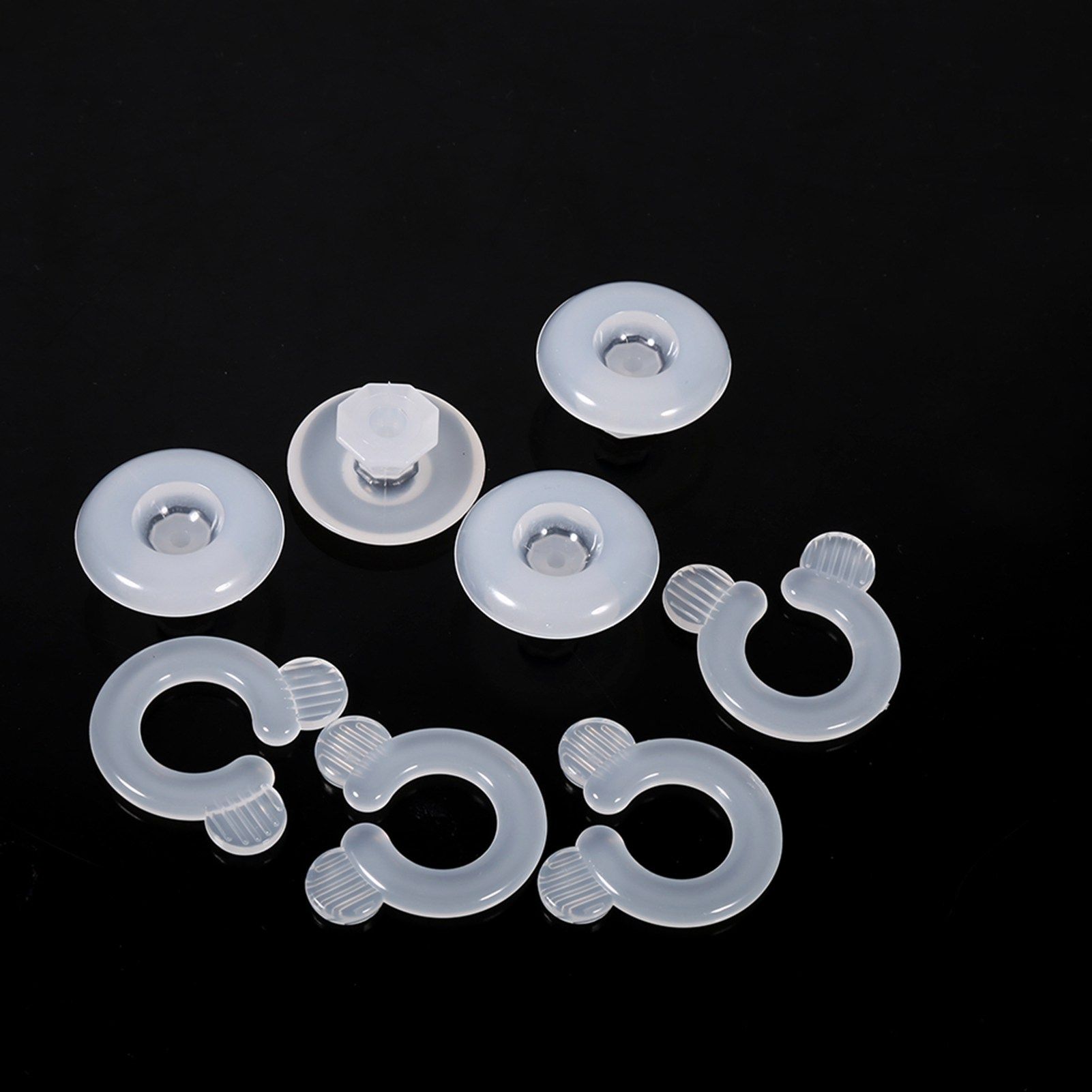 4Pcs Bed Duvet Quilt Cover Clips Fasteners Bedroom Bedding Quilts Fixing Holder Gripper Plastic — image 2