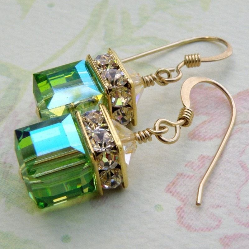 2pcs Jewel earrings made of green alloy and artificial gemstones, French thread pendant earrings, jewelry gift for mother — image 2