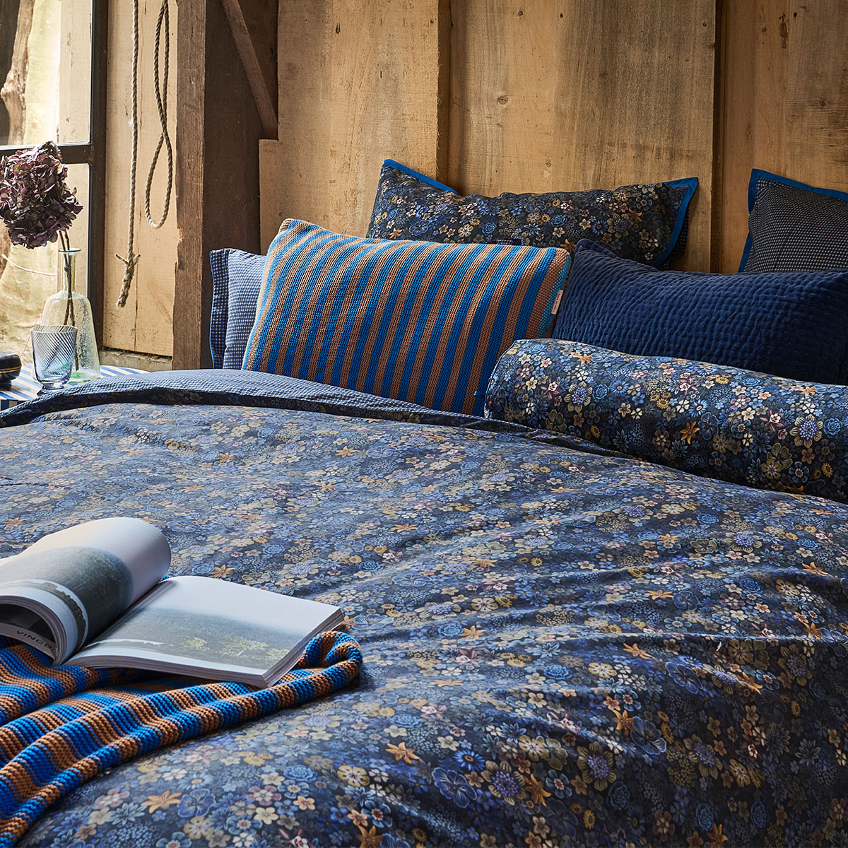 PIP Studio Tutti i Fiori Dark Blue Cotton Quilt Cover Set King — image 3