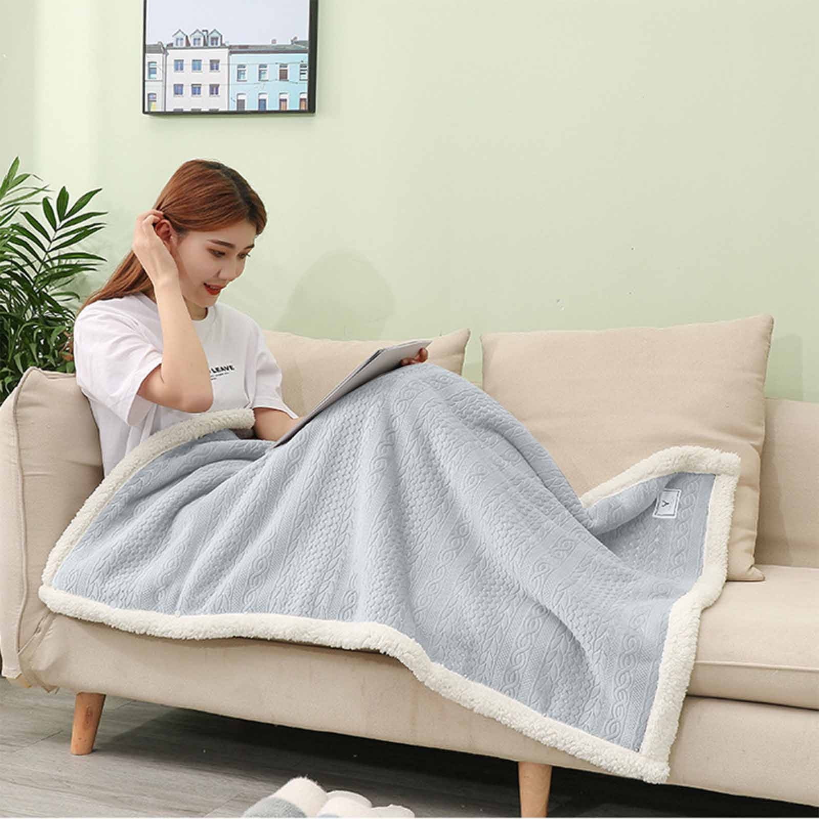Double-Sided Wearable Blanket, Ultra Soft Flannel Shawl Blanket, Reversible Blanket for Women and Men, Throw Blanket for Home, Travel, Warm Present (31.5×47.2