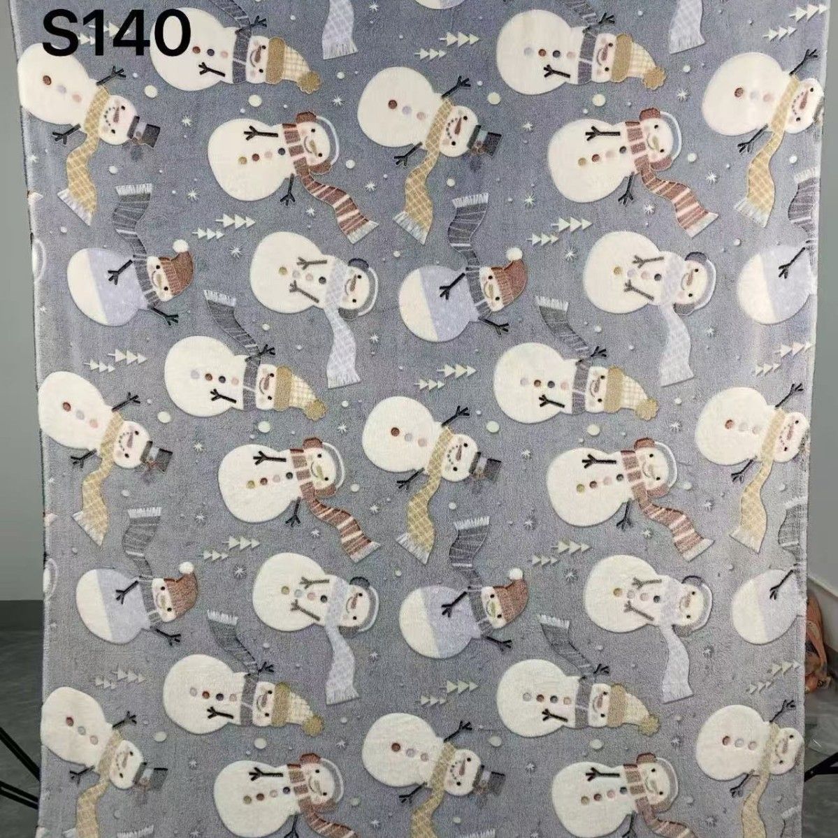 Glow in the Dark Flannel Blanket with Playful Hallowen Pumpkin (S140 / 75 x 100CM) - Versatile Soft Plush Magic Throw Blanket, Durable High Density Woven &