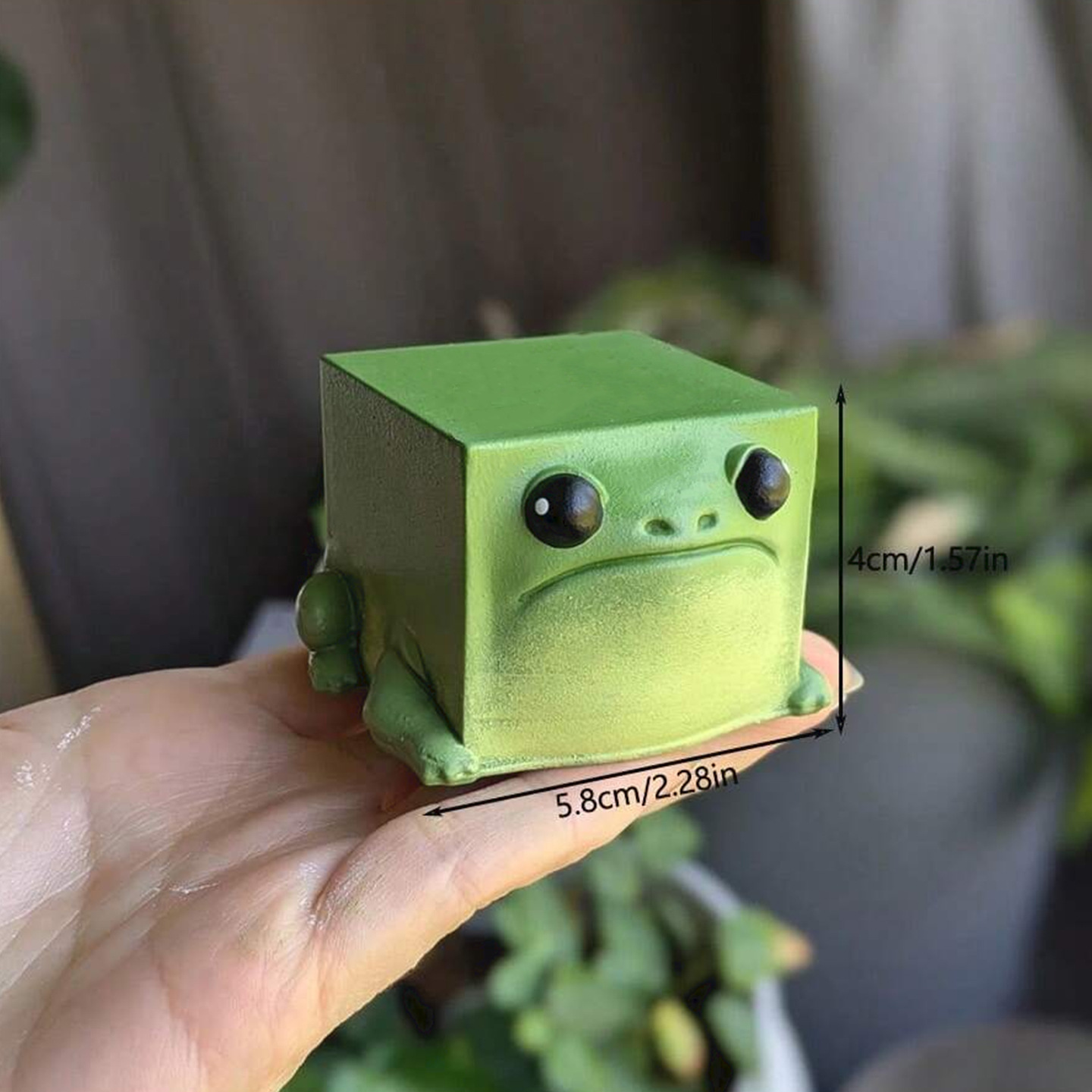 Adorable Ugly-Cute Frog Resin Figurine – 2-Pack Set for Desk, Home & Office Decor — image 5